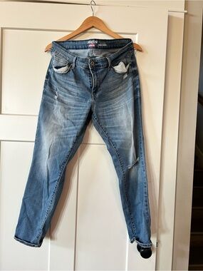 Levi's Denizen Light Blue Slim Cuffed Jeans